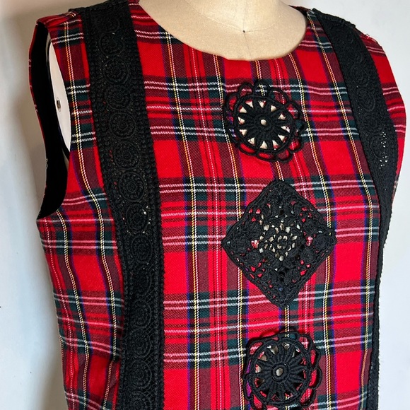 Endless Rose Tartan Plaid Embroidered Strap Sleeveless Top Size M Crochet - Picture 4 of 8